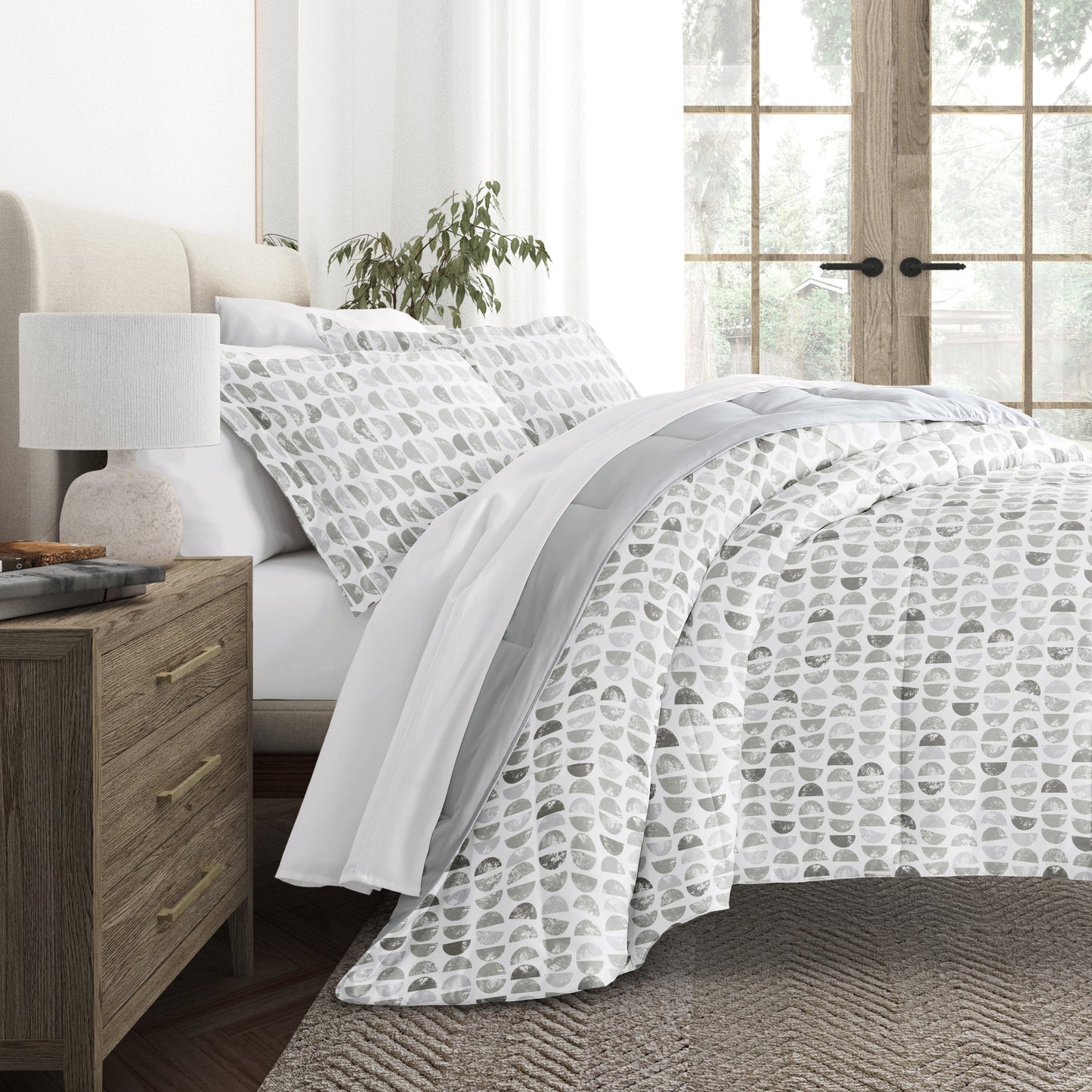 Moonlight Stars Reversible Patterned Down-Alternative Comforter Set