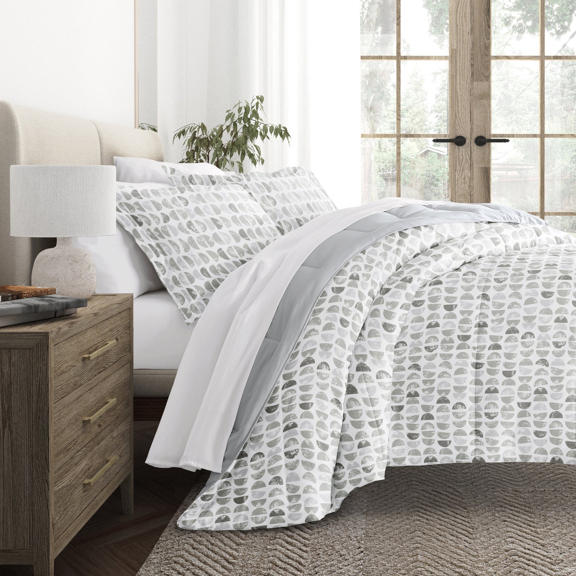 Moonlight Stars Reversible Patterned Down-Alternative Comforter Set