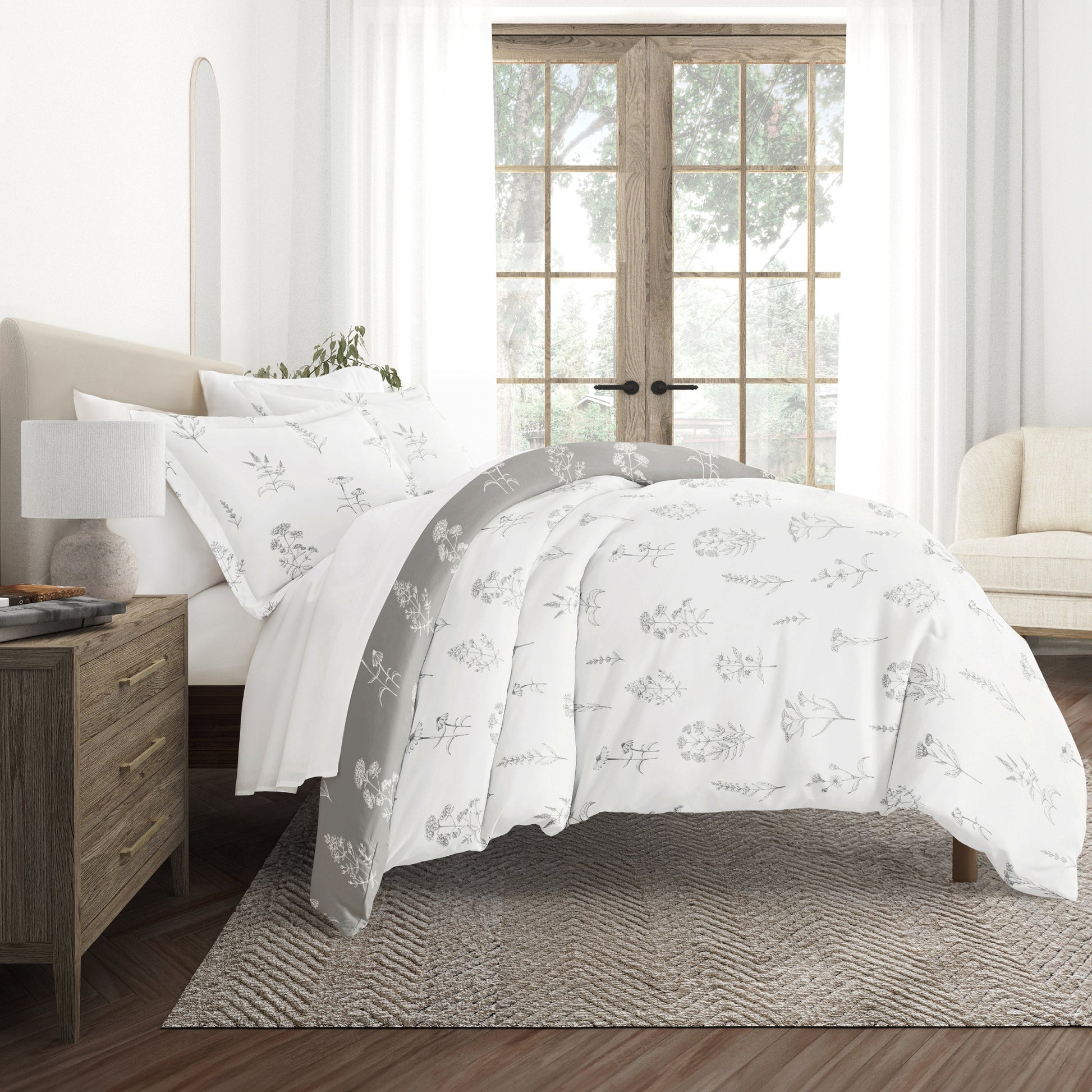 Botany Floral Patterned Reversible Duvet Cover Set
