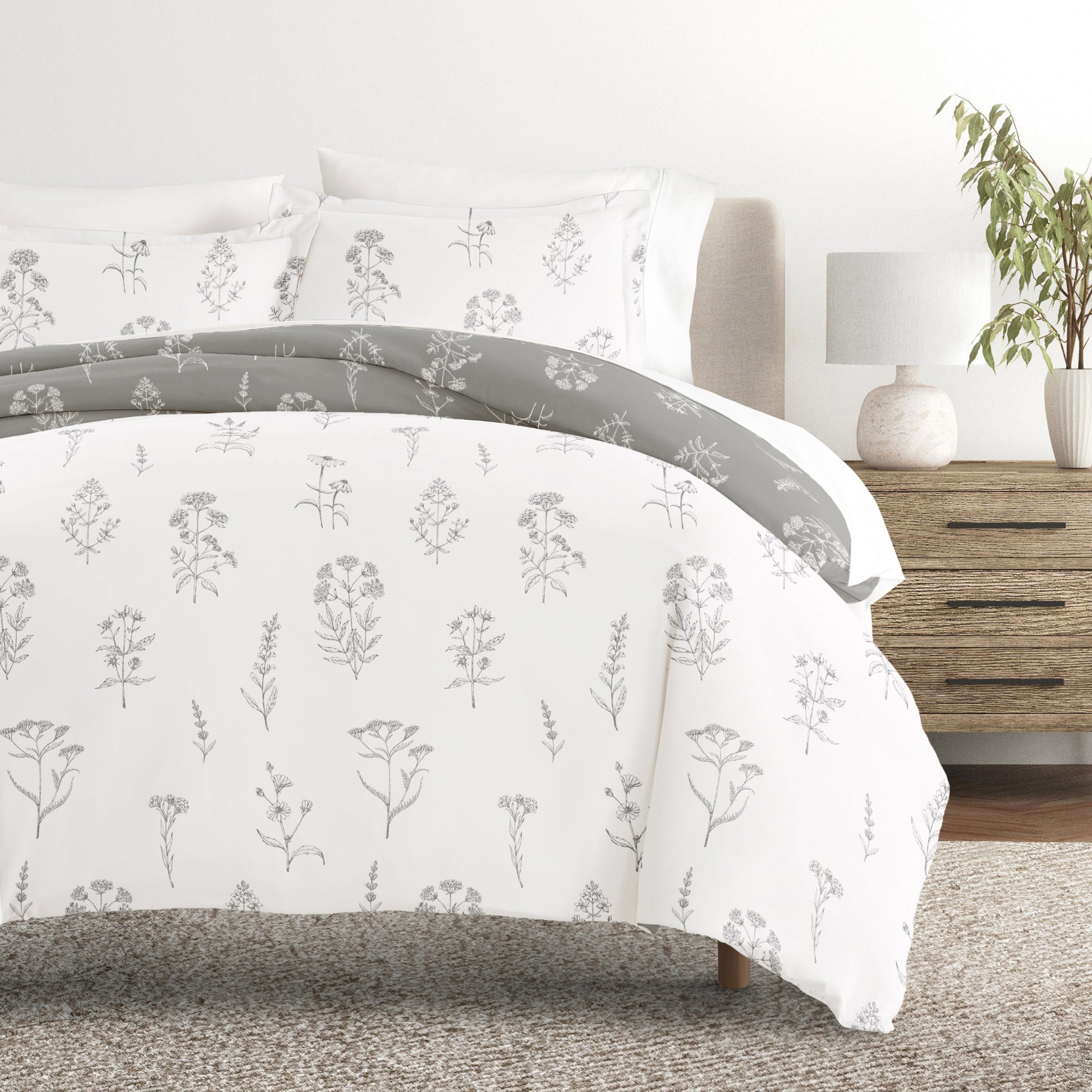 Botany Floral Patterned Reversible Duvet Cover Set