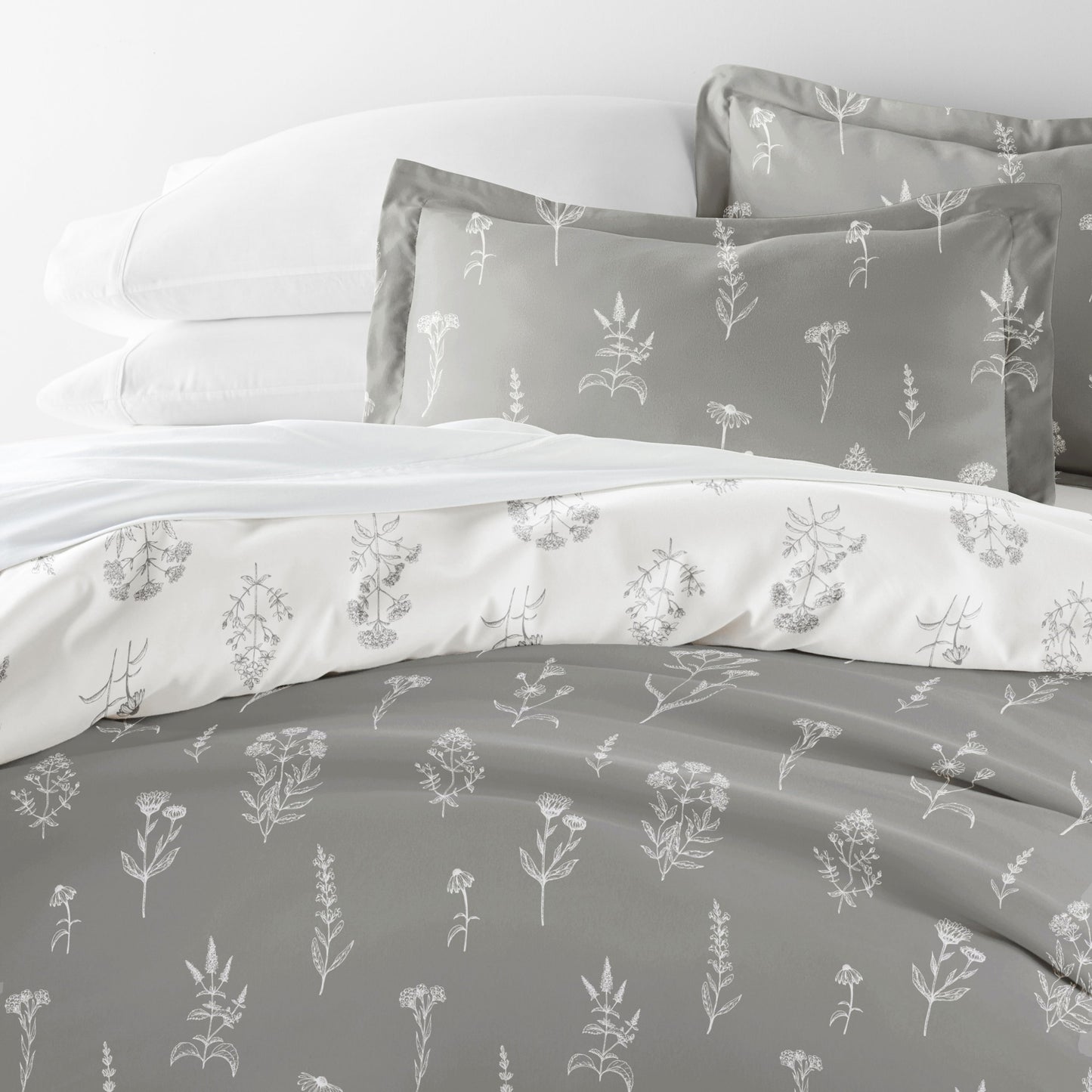 Botany Floral Patterned Reversible Duvet Cover Set