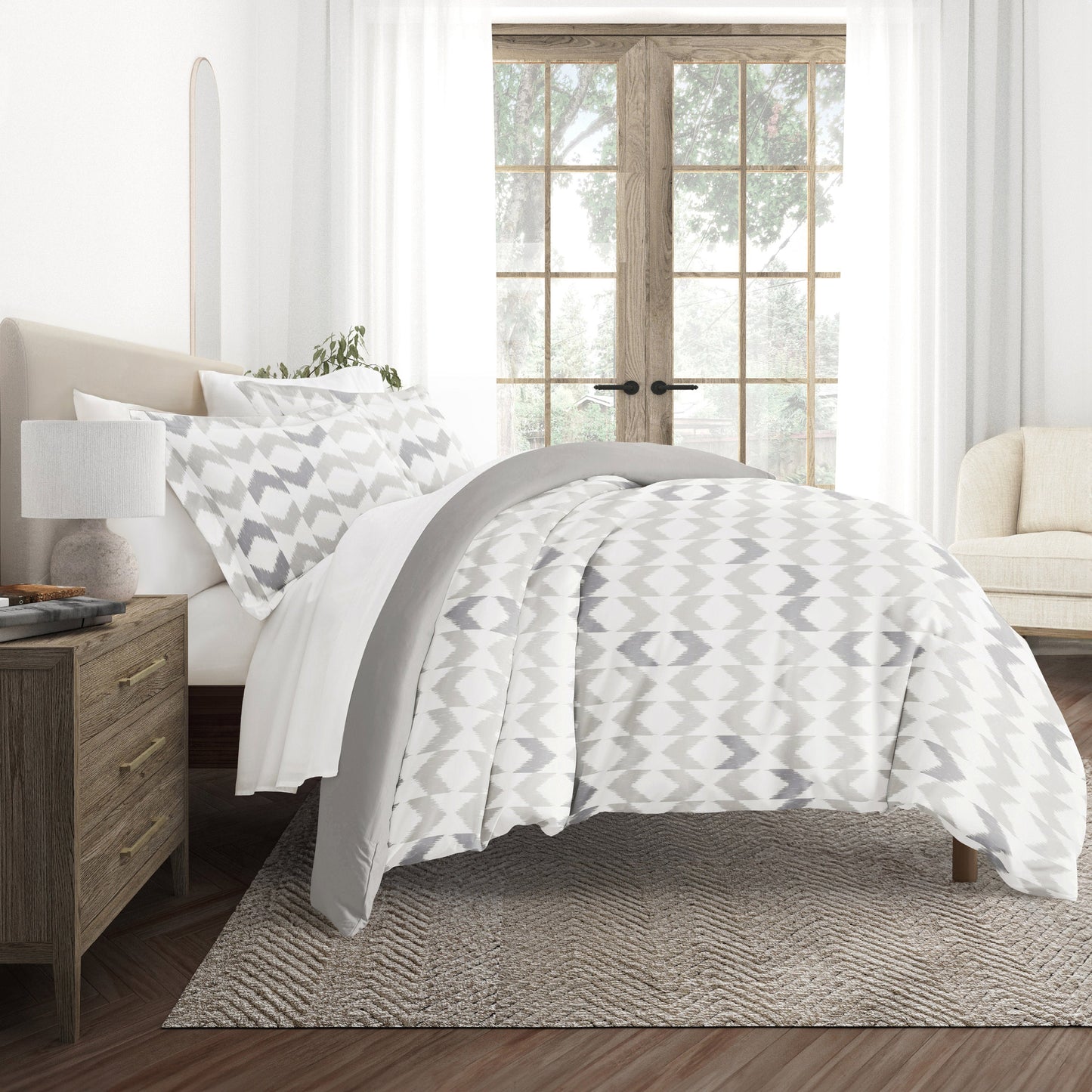 Chevron Sleep Patterned Reversible Duvet Cover Set