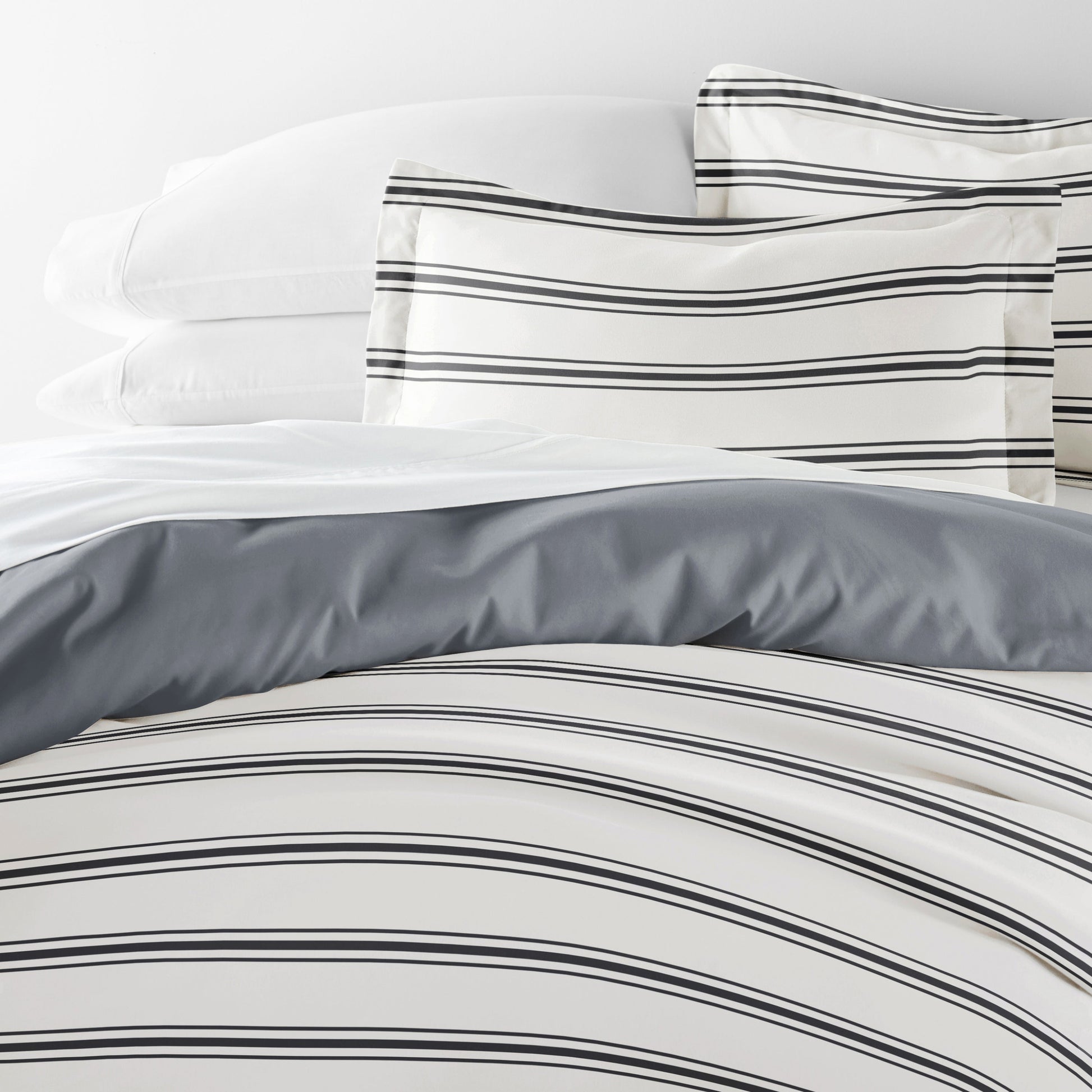 Desert Stripe Patterned Reversible Duvet Cover Set