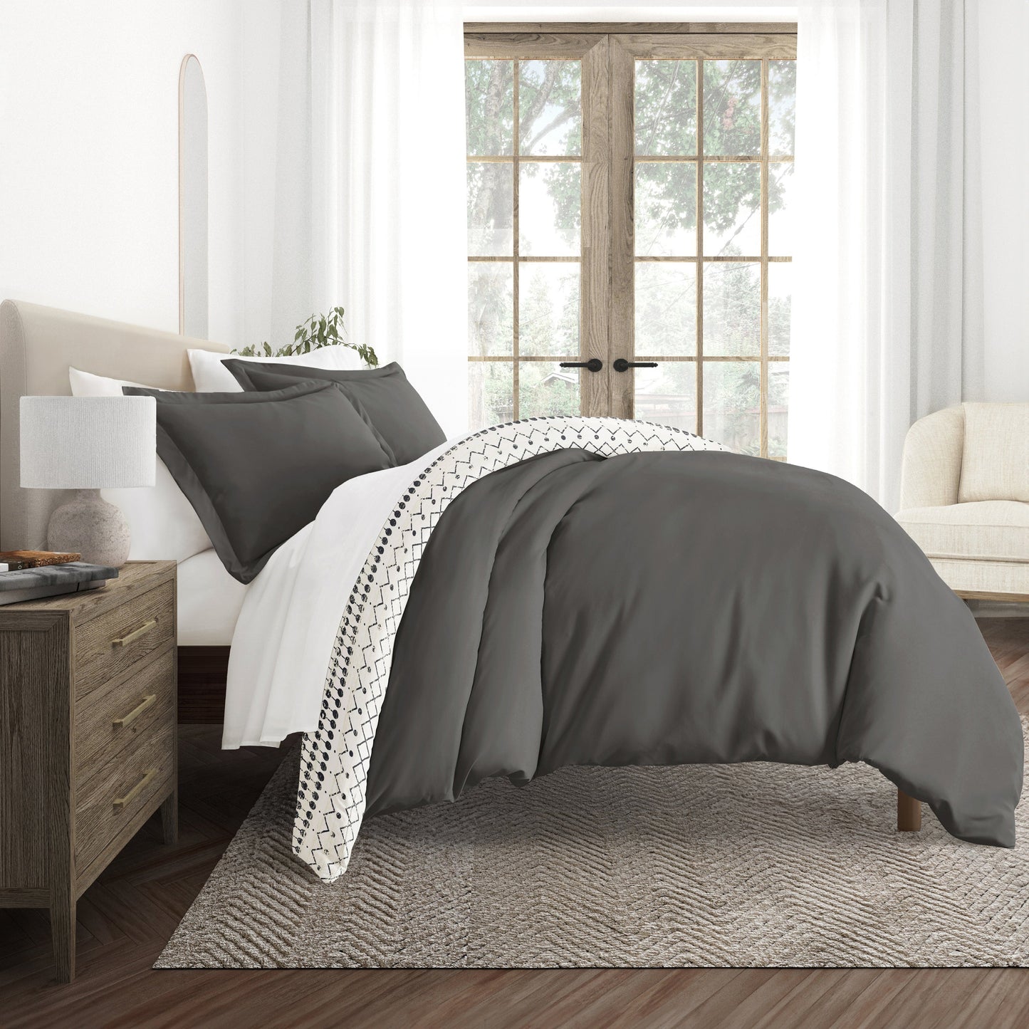 Etched Gate Patterned Reversible Duvet Cover Set