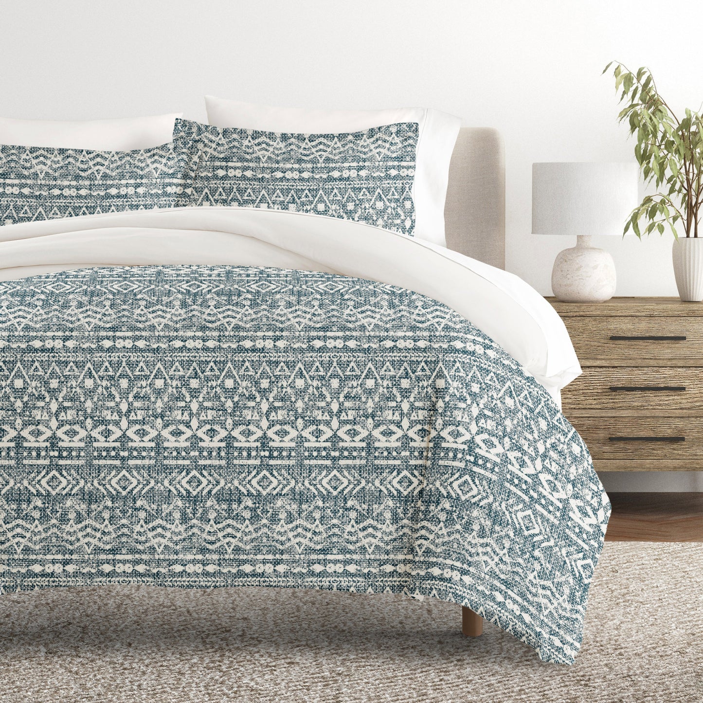 Modern Rustic Patterned Reversible Duvet Cover Set