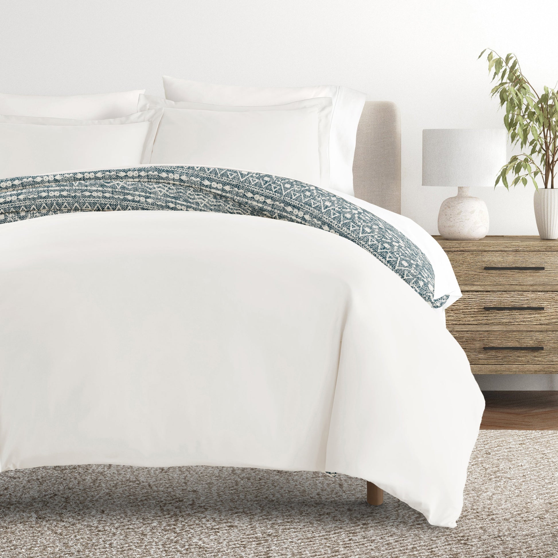 Modern Rustic Patterned Reversible Duvet Cover Set