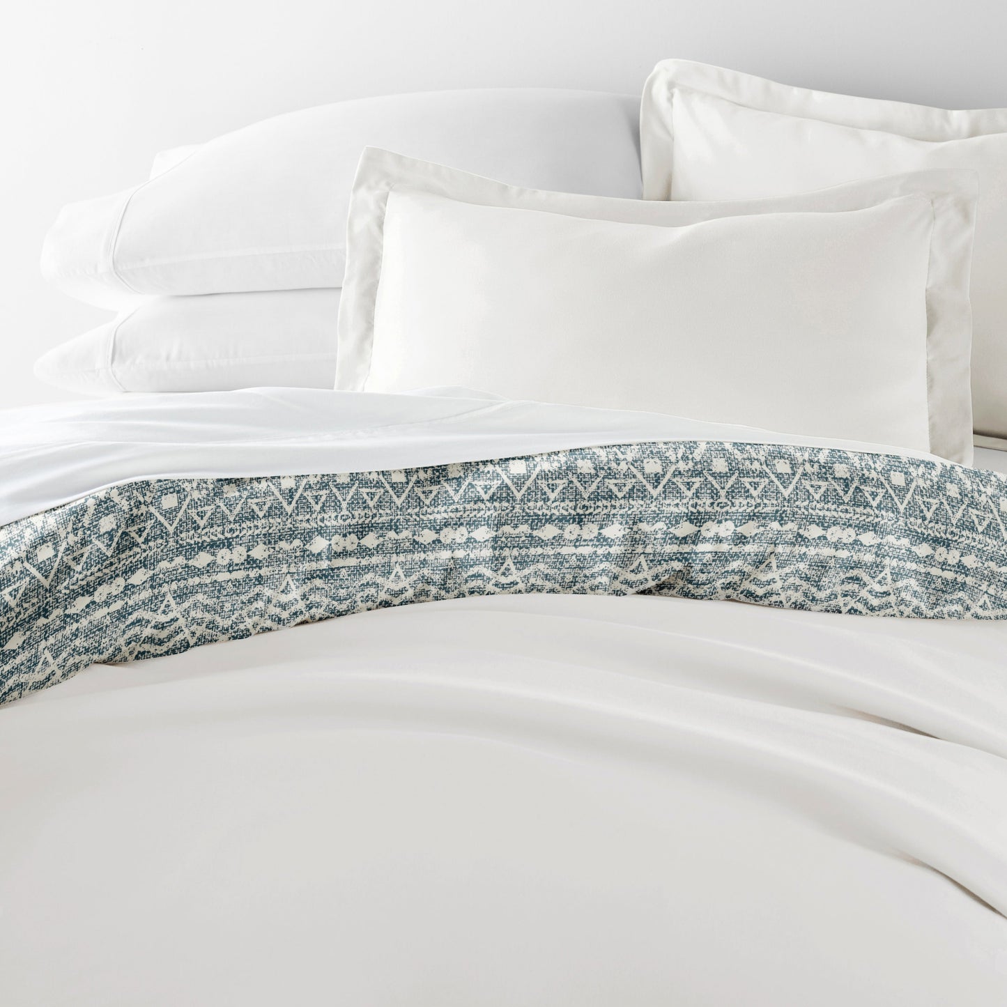 Modern Rustic Patterned Reversible Duvet Cover Set