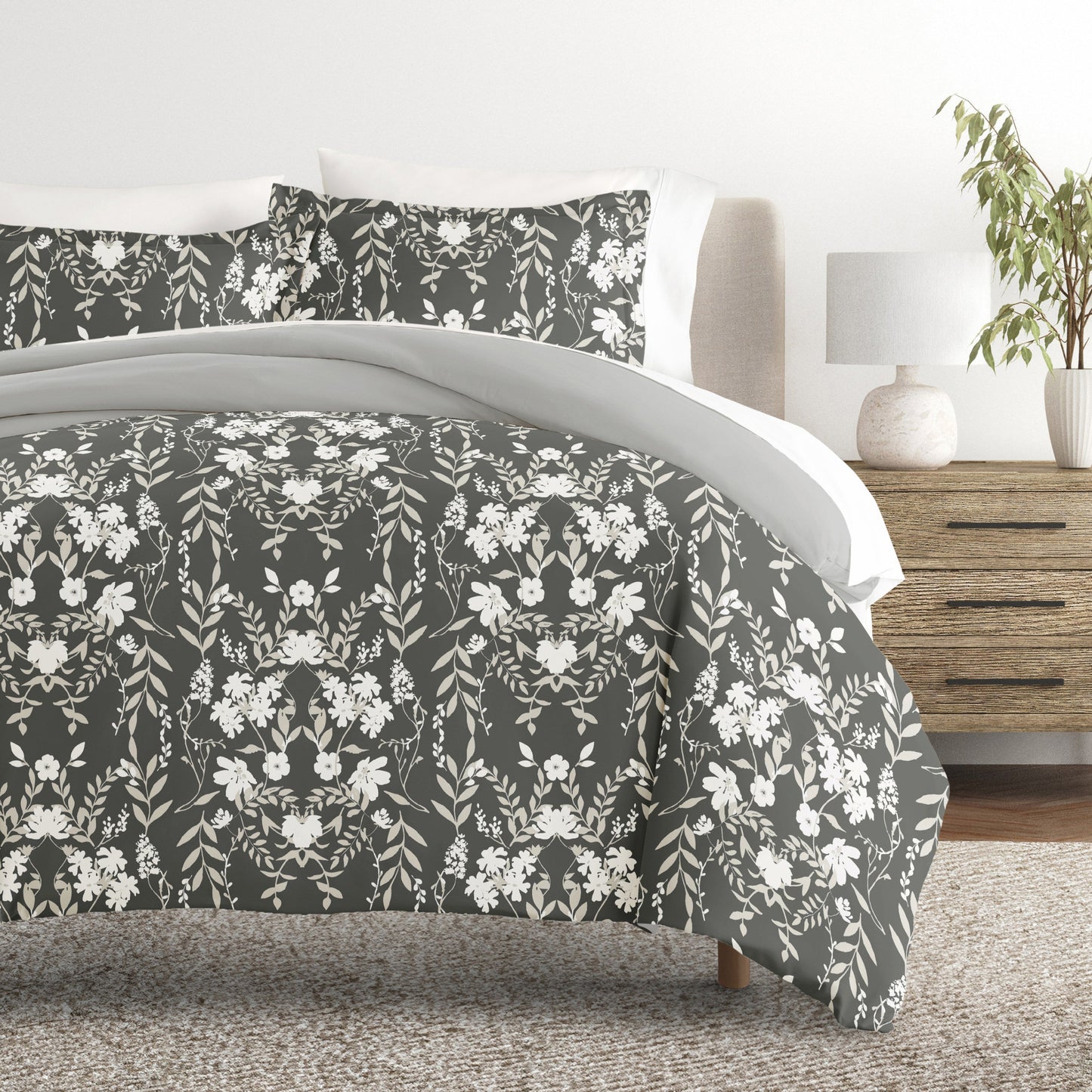 Secret Garden Patterned Reversible Duvet Cover Set