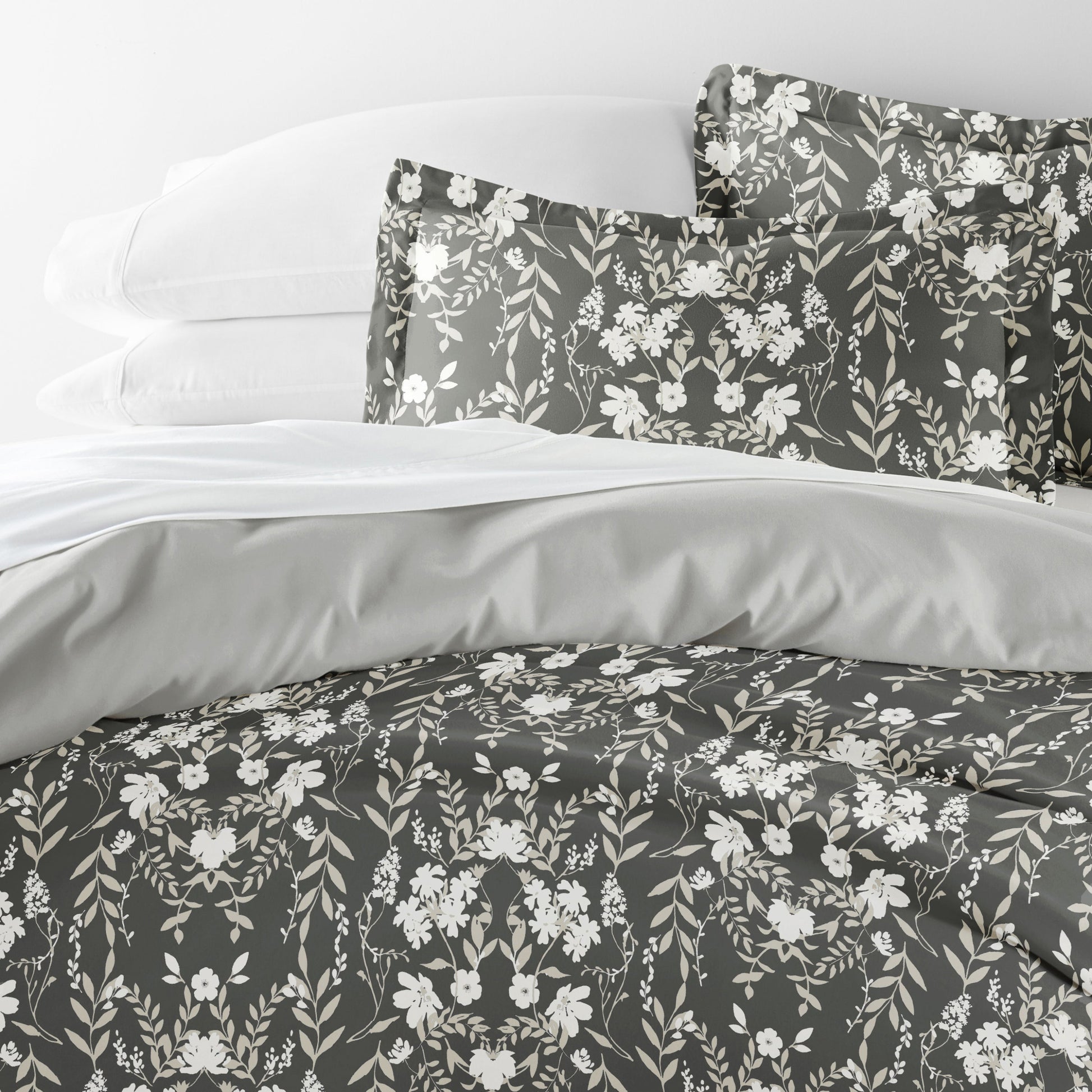 Secret Garden Patterned Reversible Duvet Cover Set