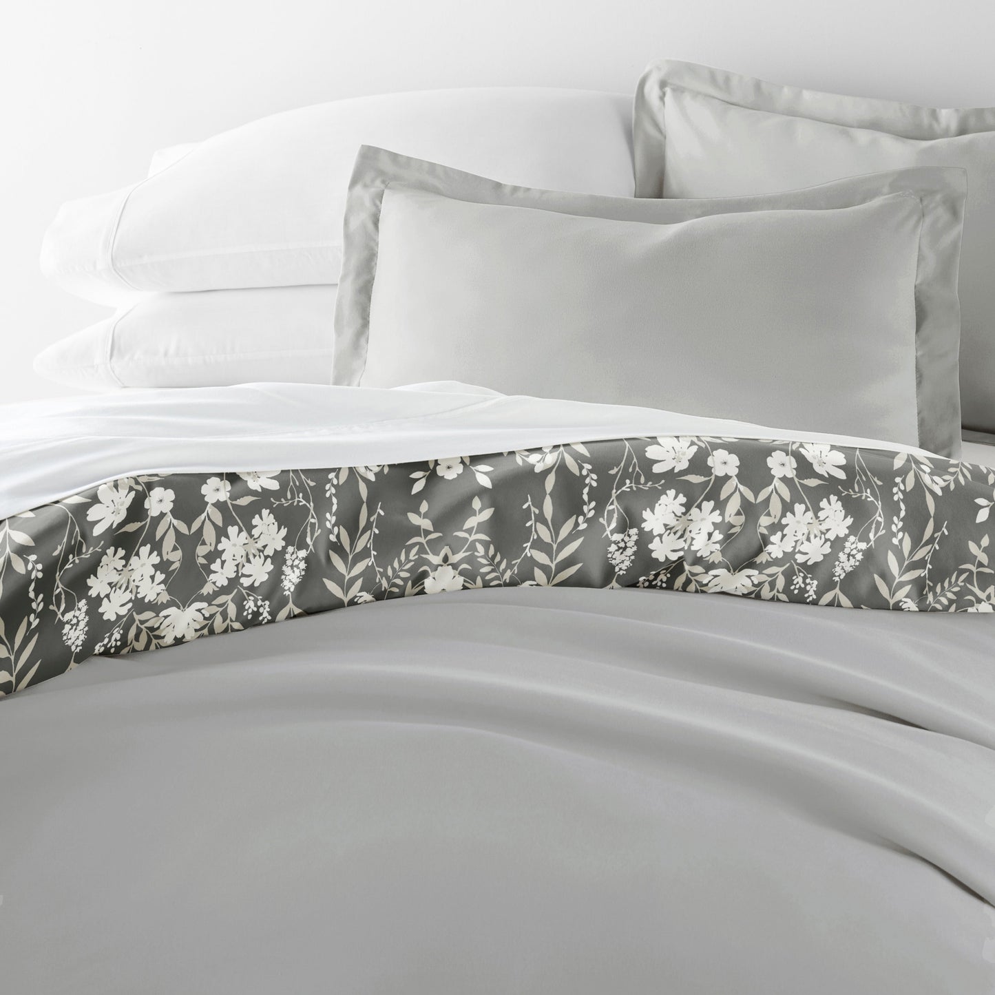 Secret Garden Patterned Reversible Duvet Cover Set