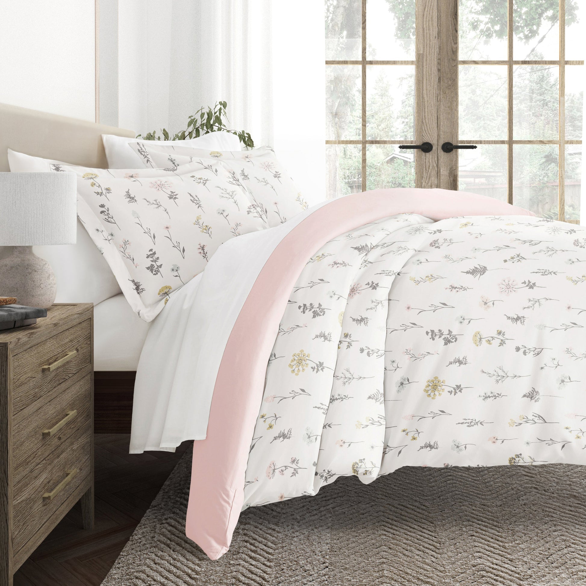Wildflower Patterned Reversible Duvet Cover Set