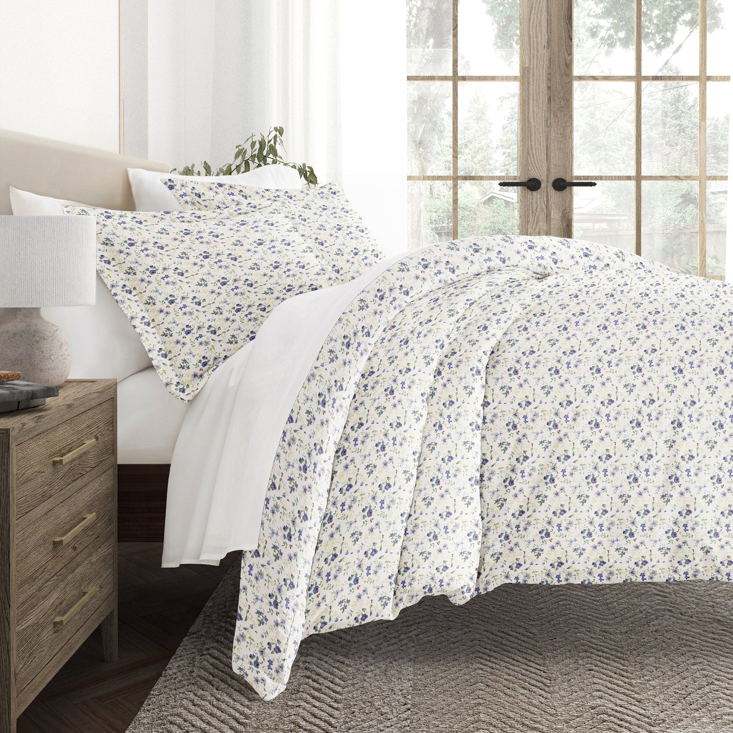 Blossoms Patterned Duvet Cover Set