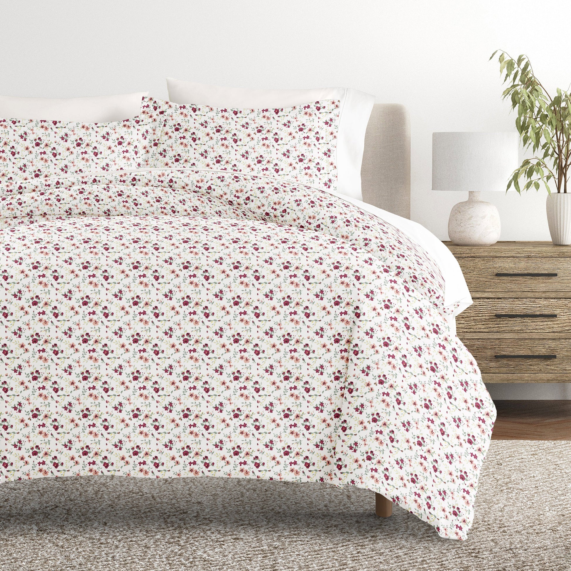Blossoms Patterned Duvet Cover Set