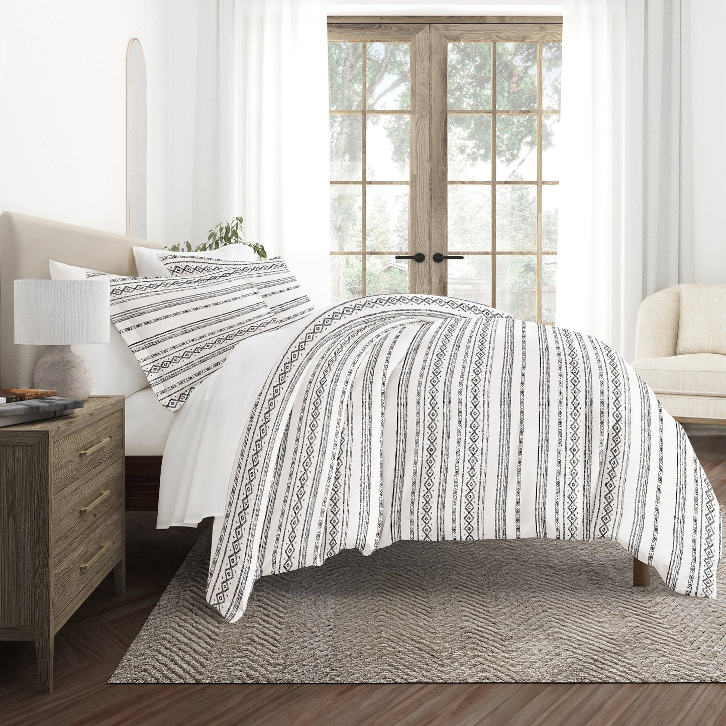 Geo Threads Patterned Duvet Cover Set