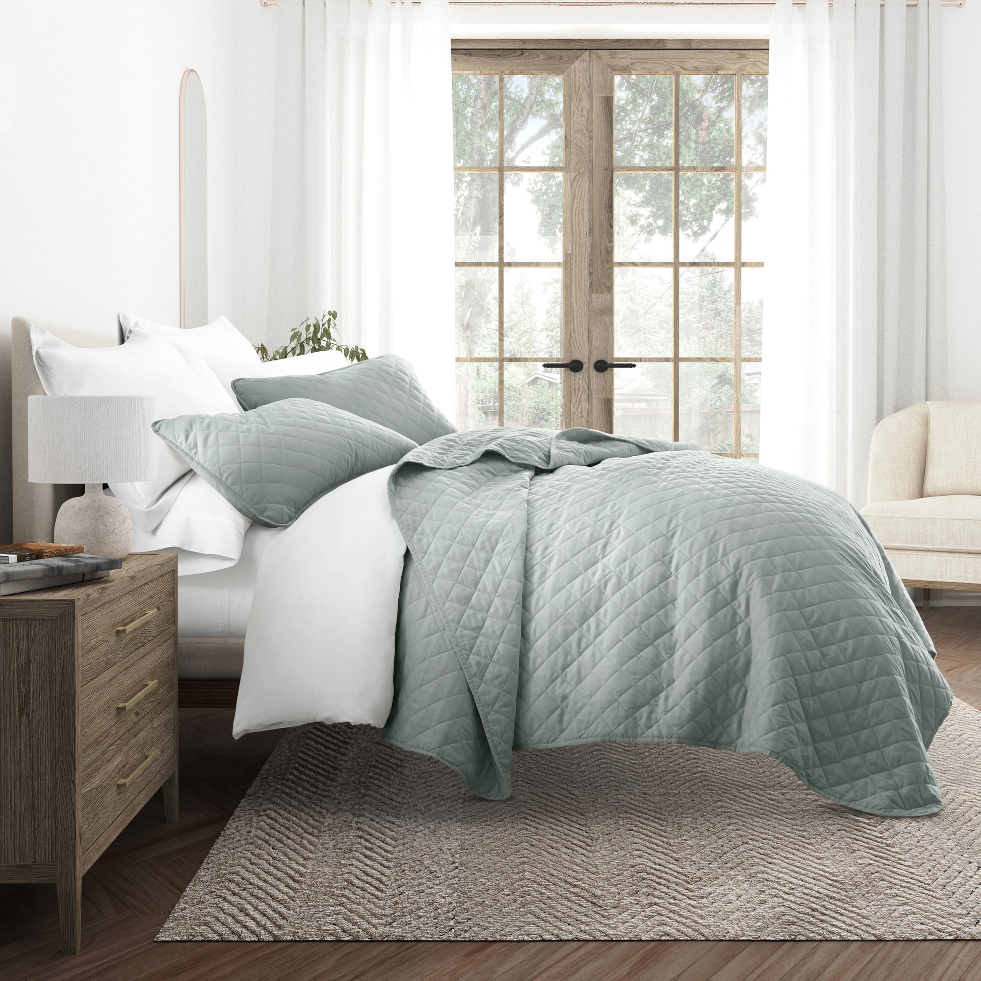 Lightweight Diamond Stitch Quilted Coverlet Set