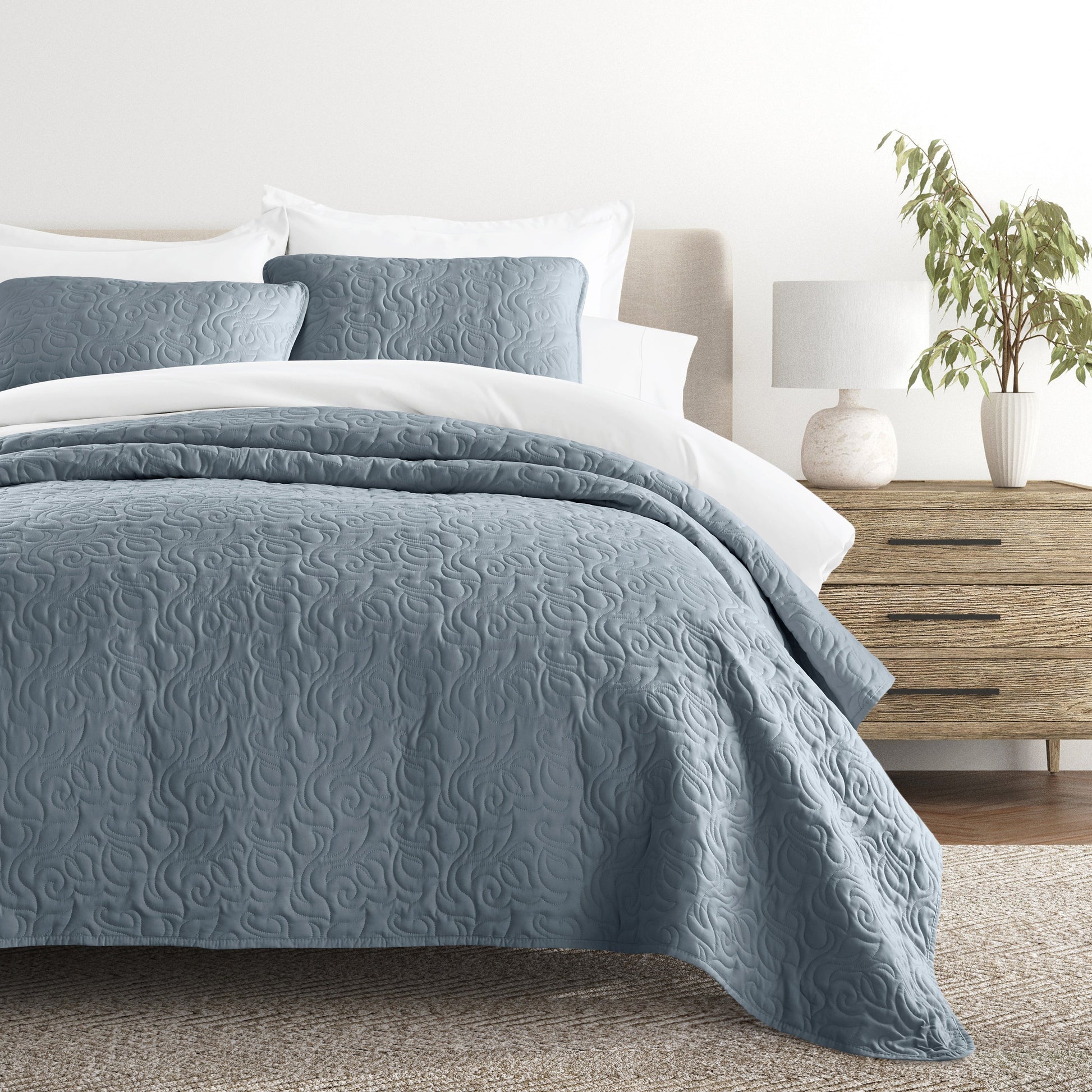 Lightweight Floral Stitch Quilted Coverlet Set