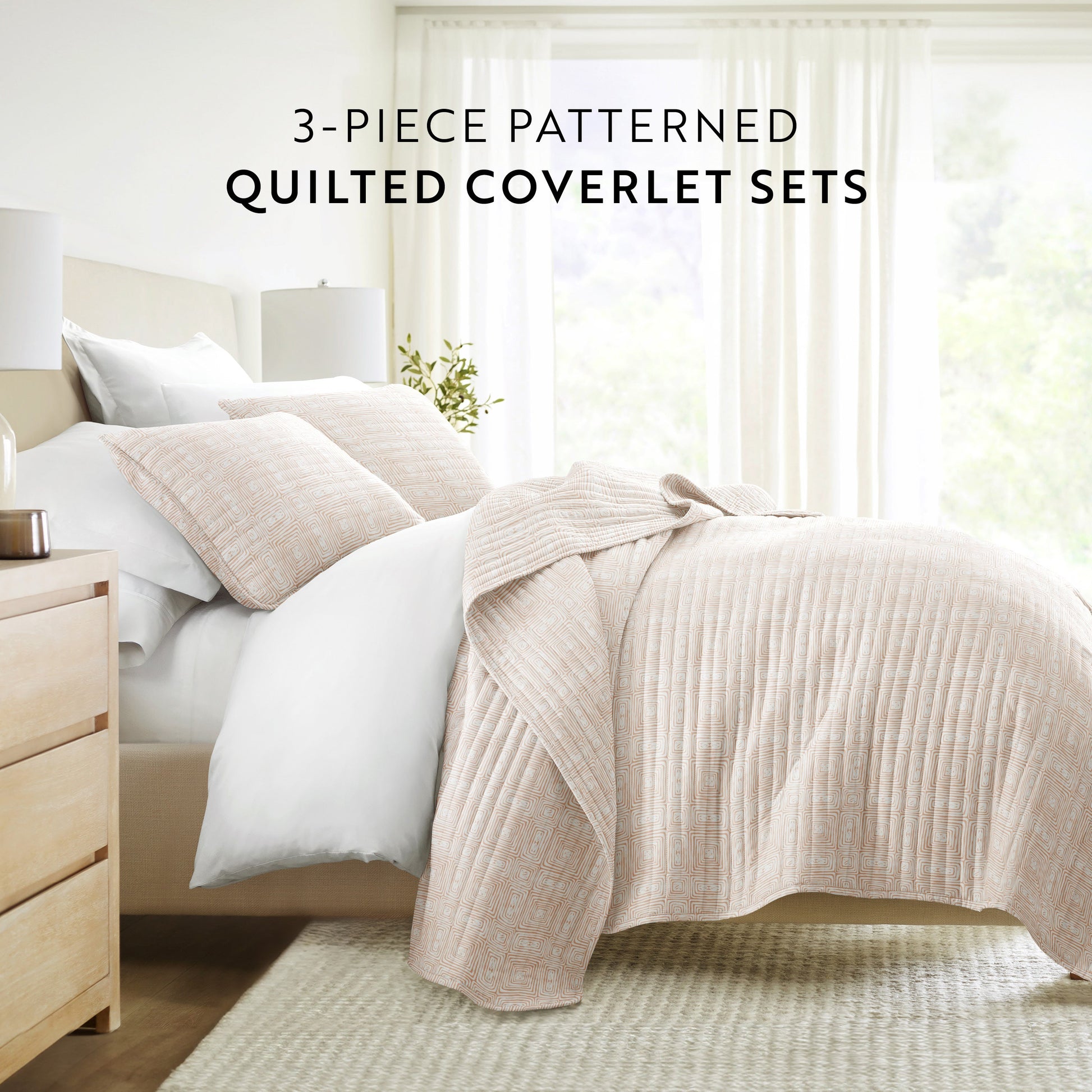 Geometric Maze Patterned Quilted Coverlet Set