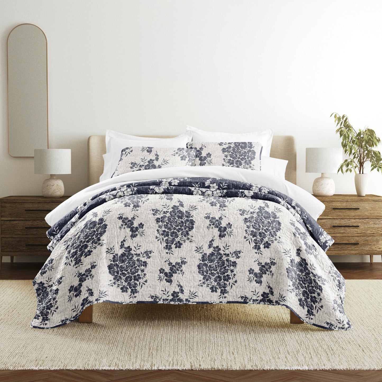 Distressed Bouquet Patterned Quilted Coverlet Set