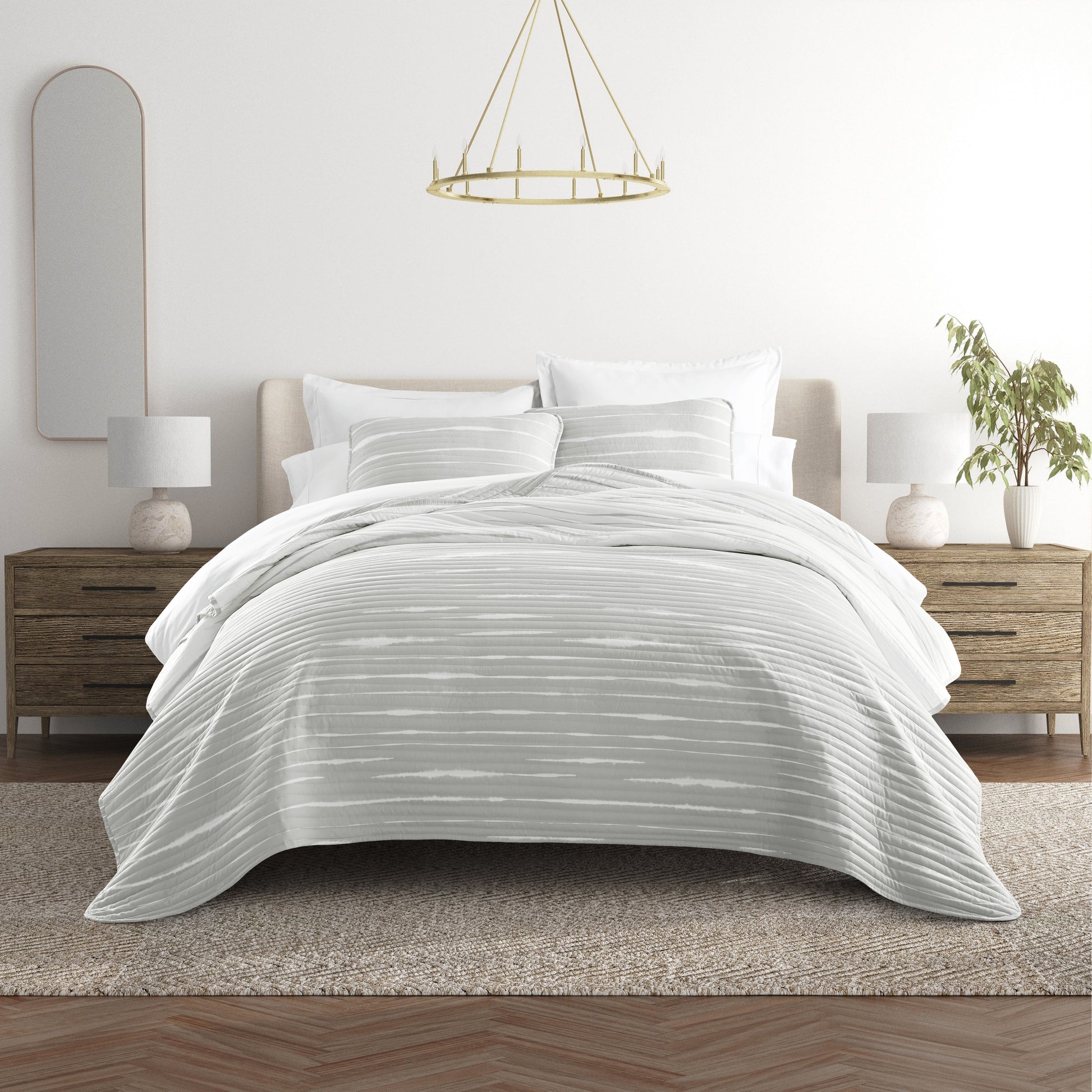 Horizon Patterned Reversible Quilted Coverlet Set
