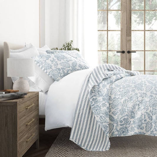 Jacobean Patterned Reversible Quilted Coverlet Set