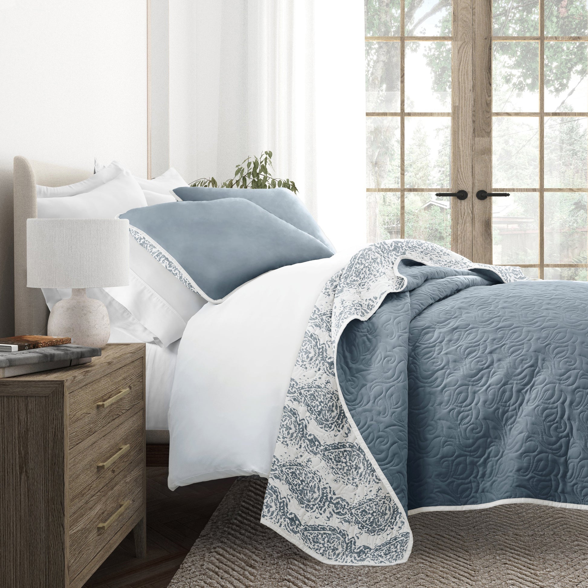 Classic Damask Patterned Reversible Quilted Coverlet Set