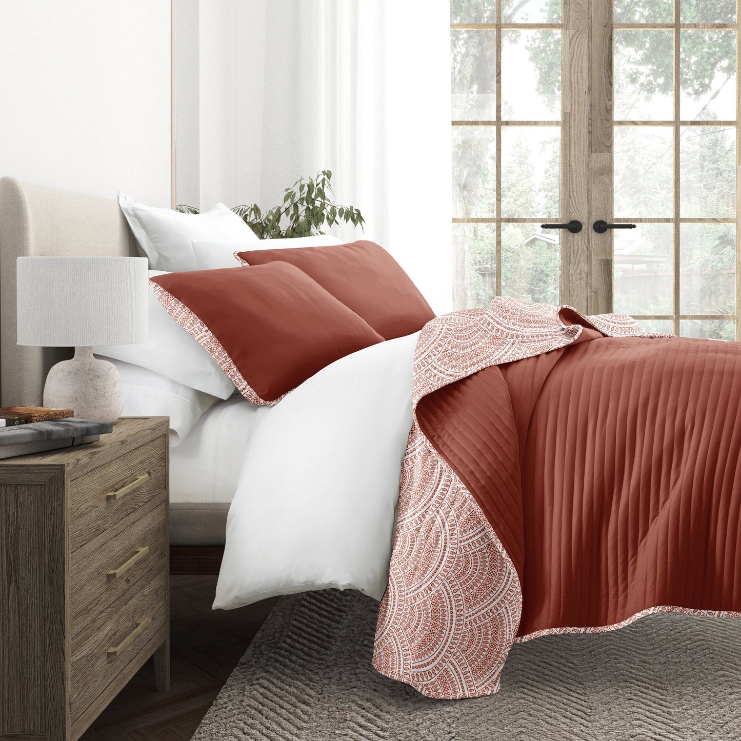 Scalloped Patterned Reversible Quilted Coverlet Set