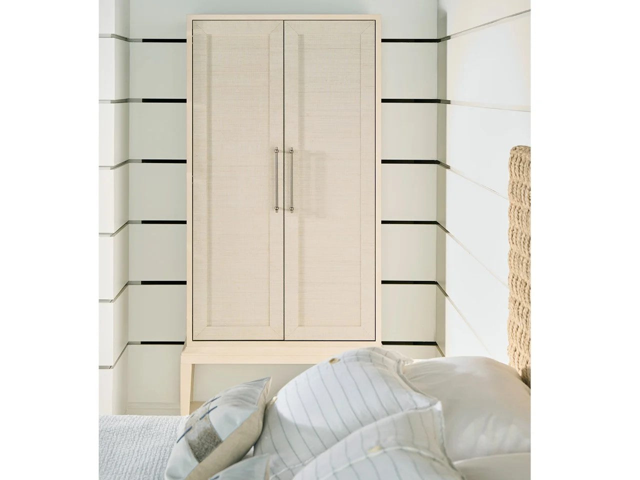Universal - Birchaven Meadow Wardrobe