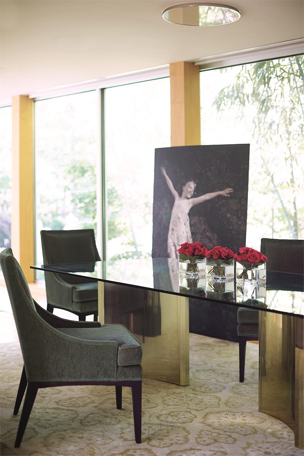 Bernhardt Abbott Dining Table — K1407