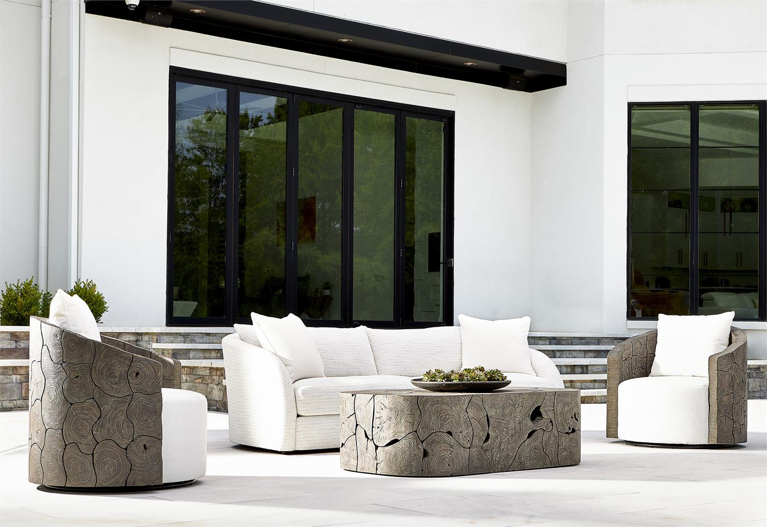Bernhardt Palermo Outdoor Sofa — O1366