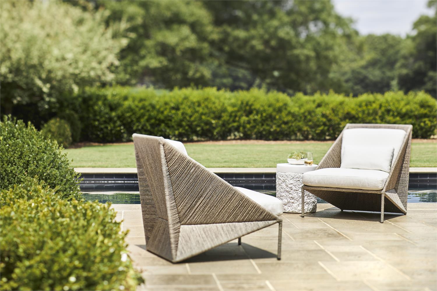 Bernhardt Origami Outdoor Chair — O2713