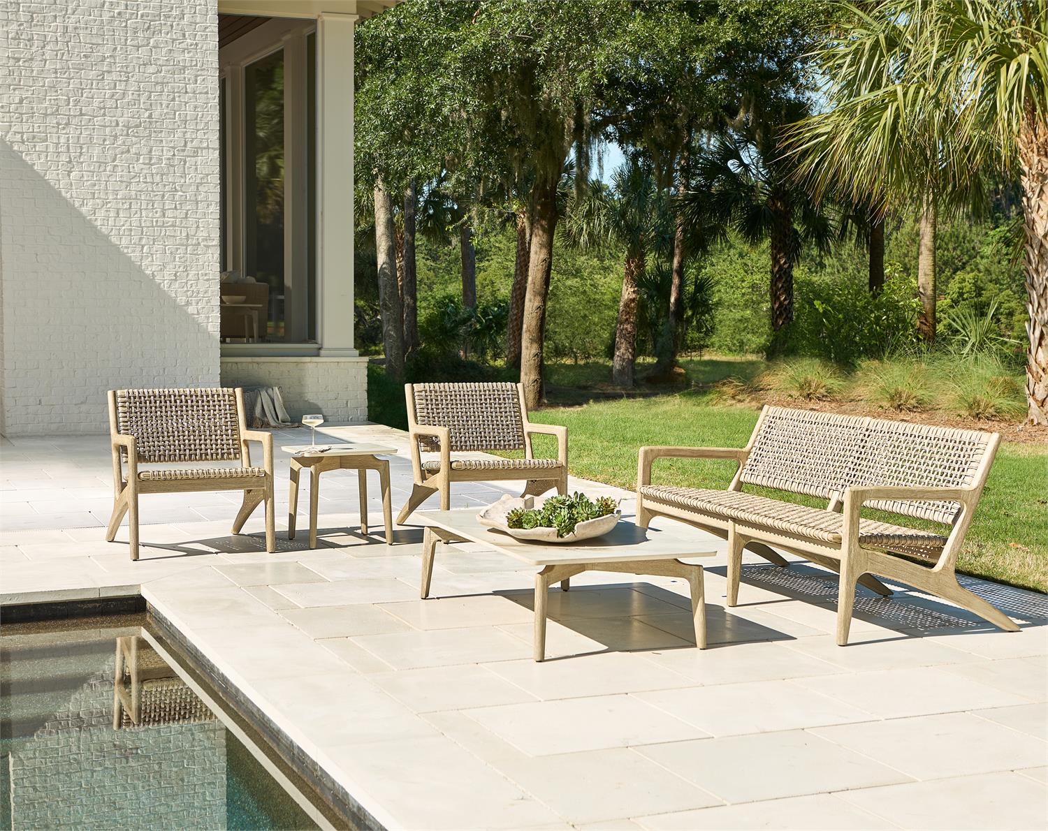 Bernhardt Atlas Outdoor Sofa — O4707O