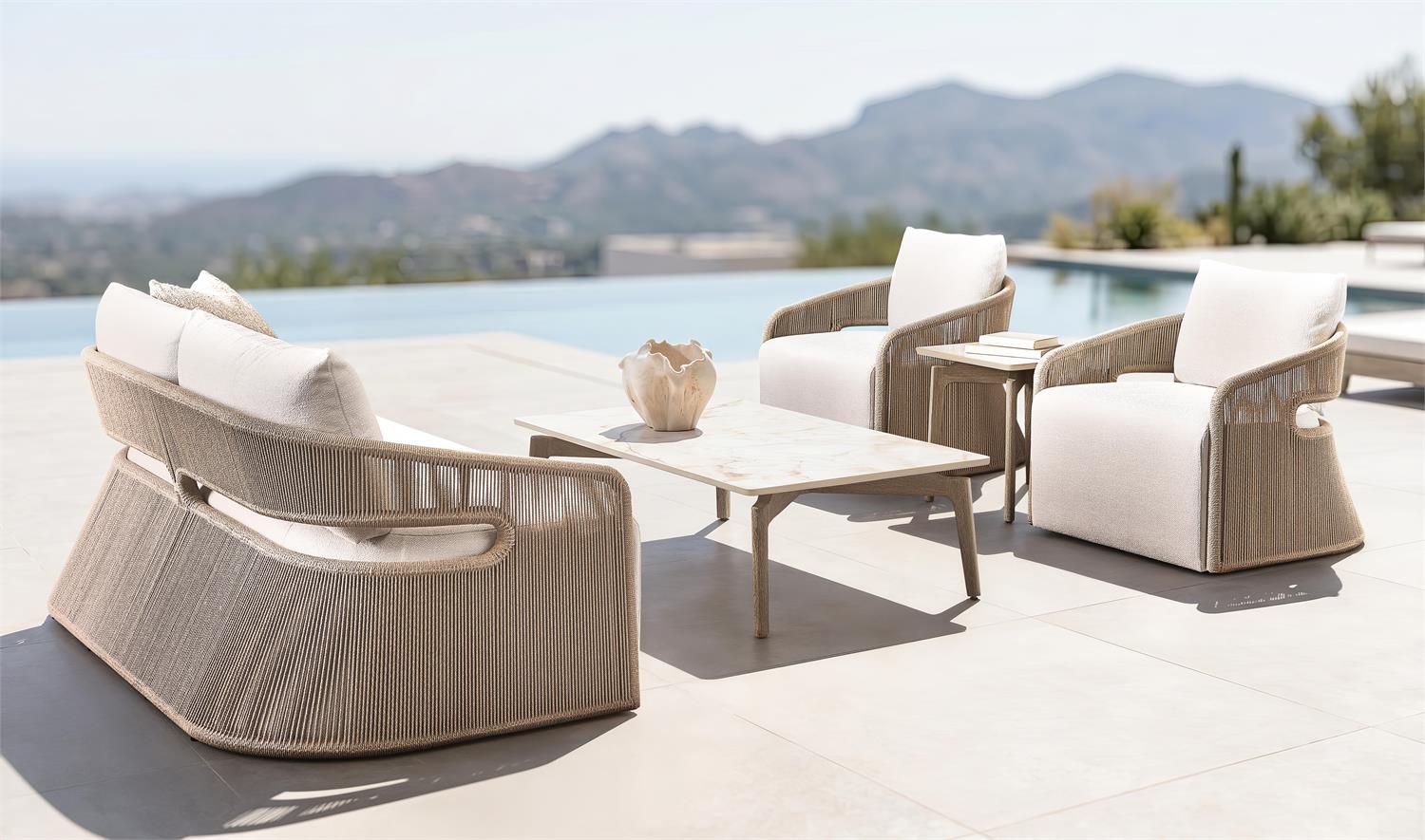 Bernhardt Trellis Outdoor Sofa — O7516