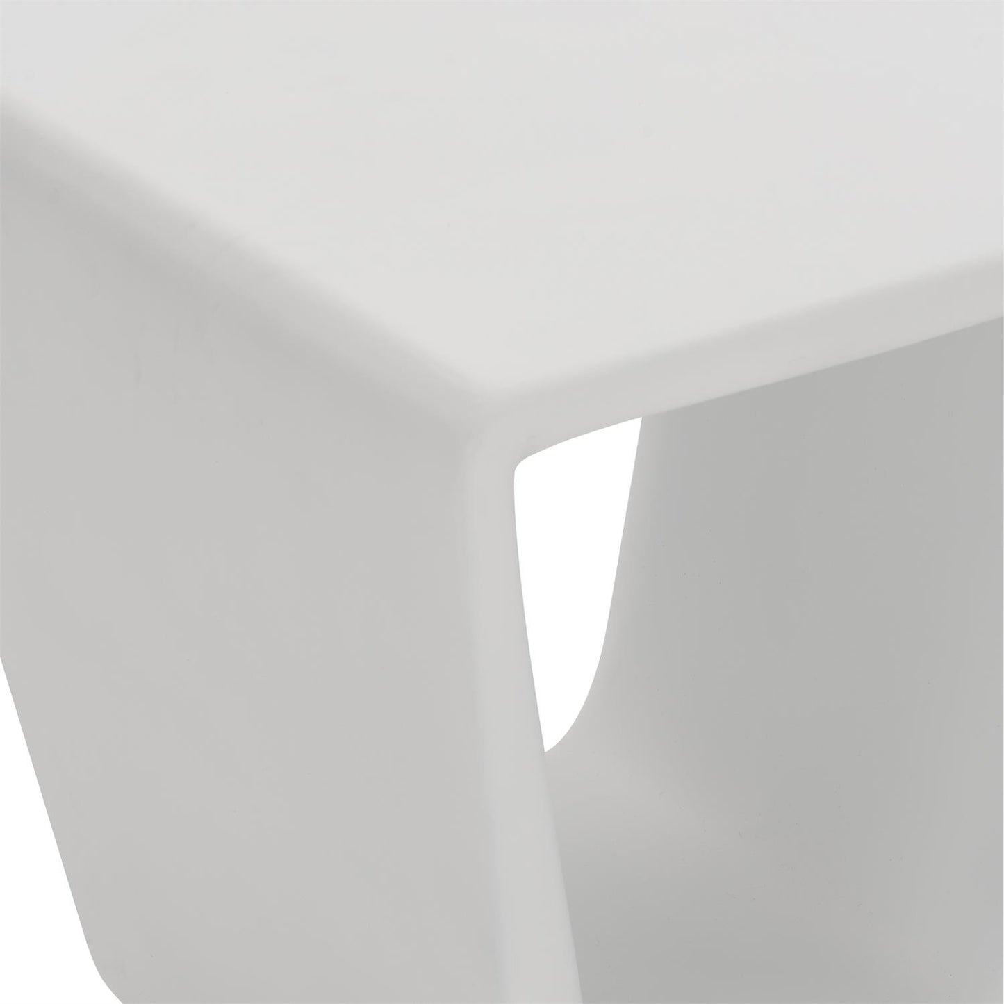 Bernhardt Hyannis Outdoor Accent Table — X02107