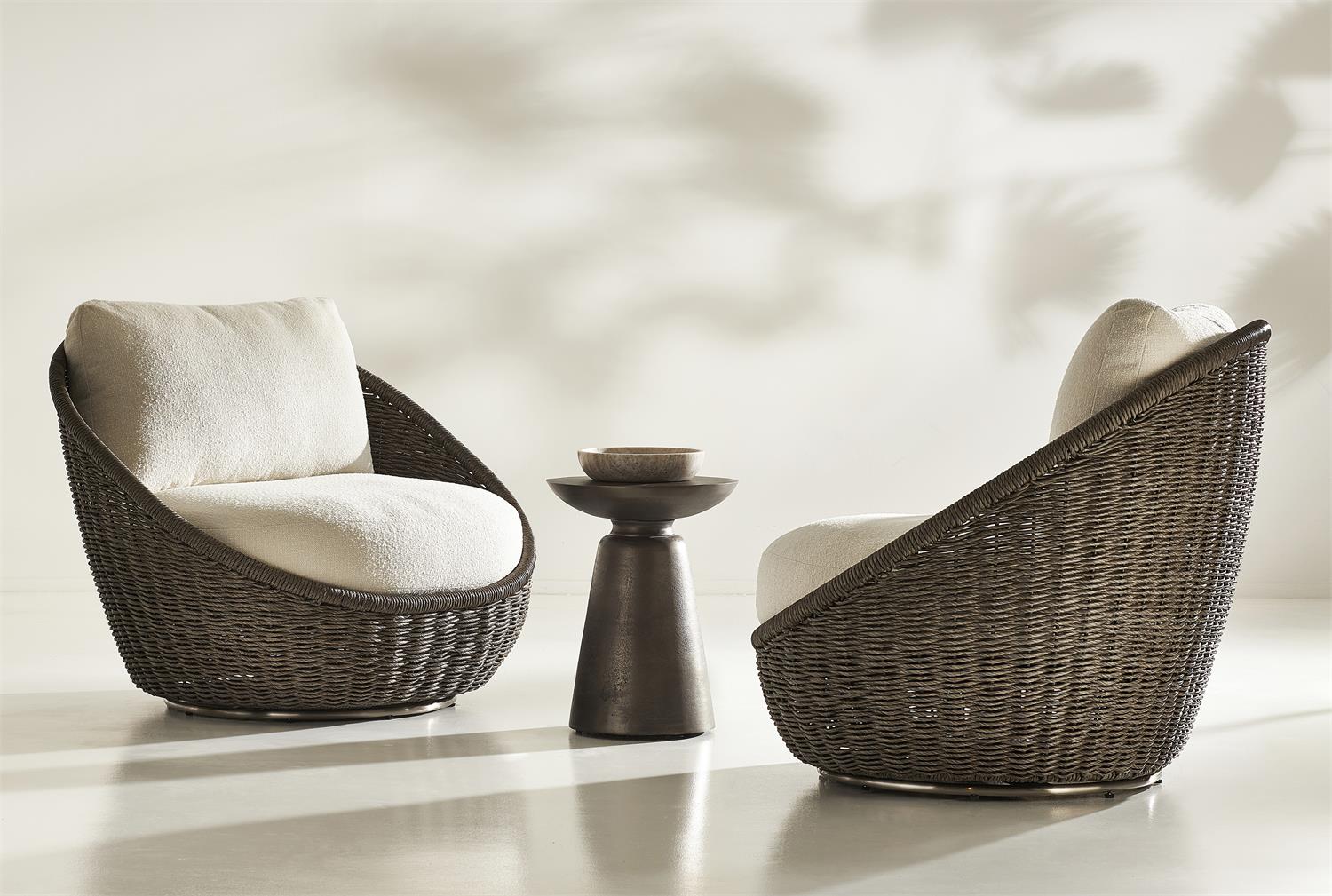 Bernhardt Catalan Outdoor Accent Table — X03128