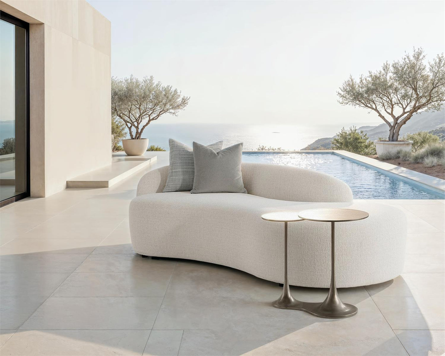 Bernhardt Cerchi Outdoor Accent Table — X04158
