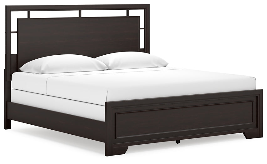 Covetown King Panel Bed with Dresser
