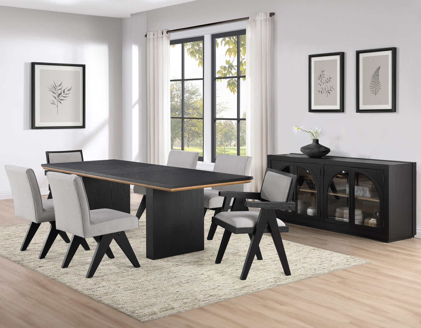 Magnolia 80-96″ Table 5-Piece Arm Chair Dining Set