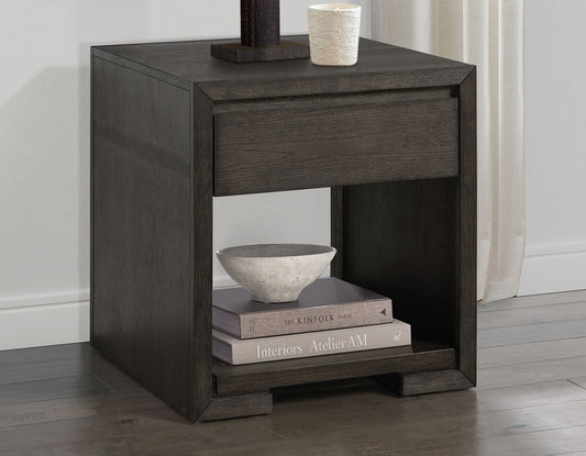 Evan 24″ End Table