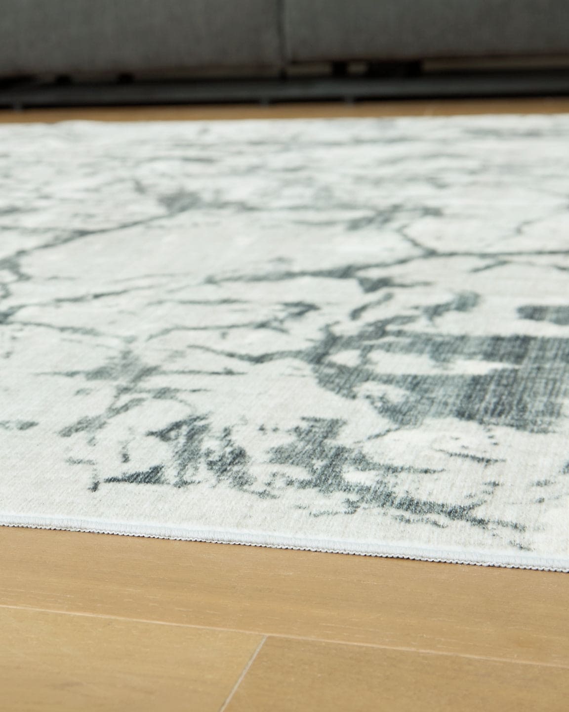 Ashley Express - Tobinbury Washable Medium Rug