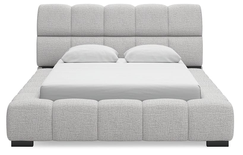 Grendusk  Upholstered Bed