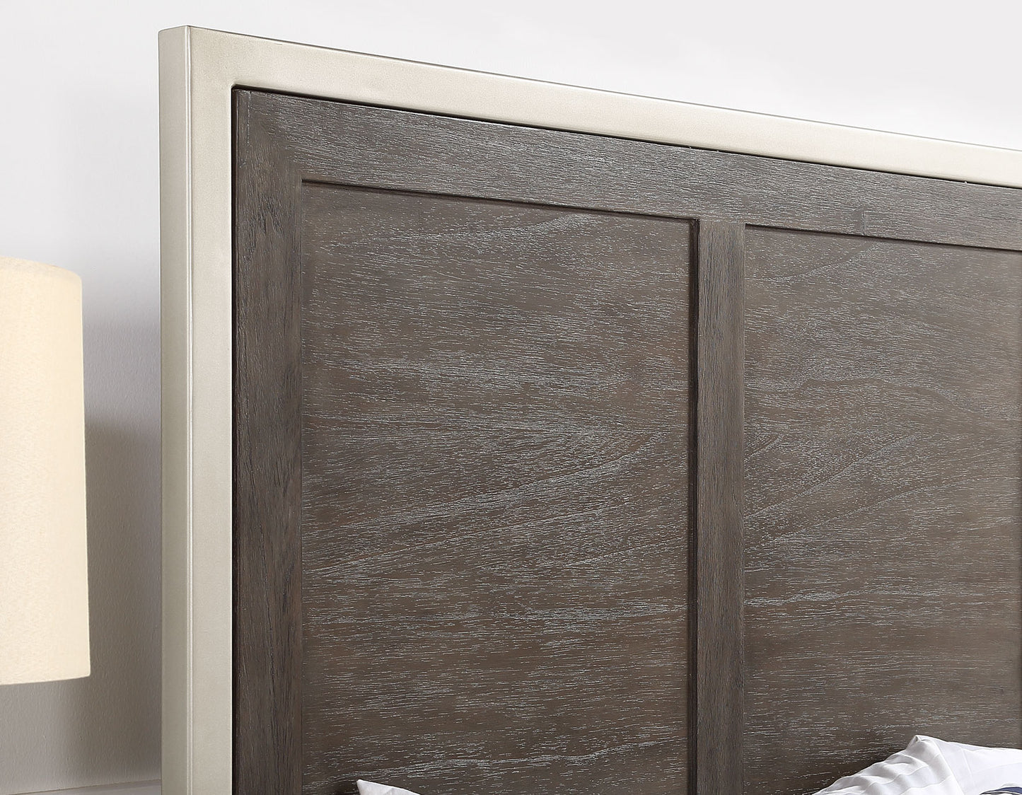 Broomfield Queen Bed