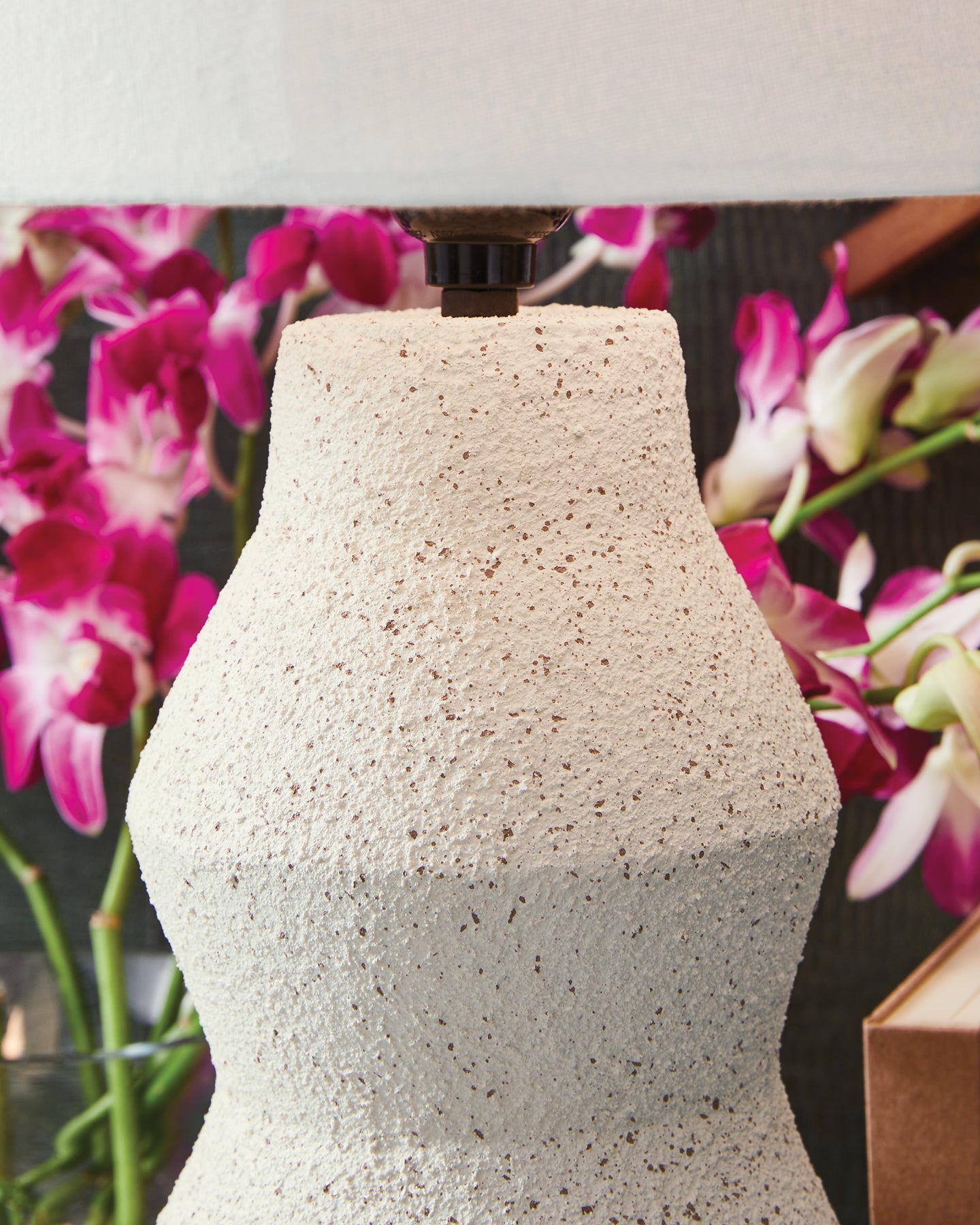 Ashley Express - Dawthorne Paper Table Lamp (1/CN)