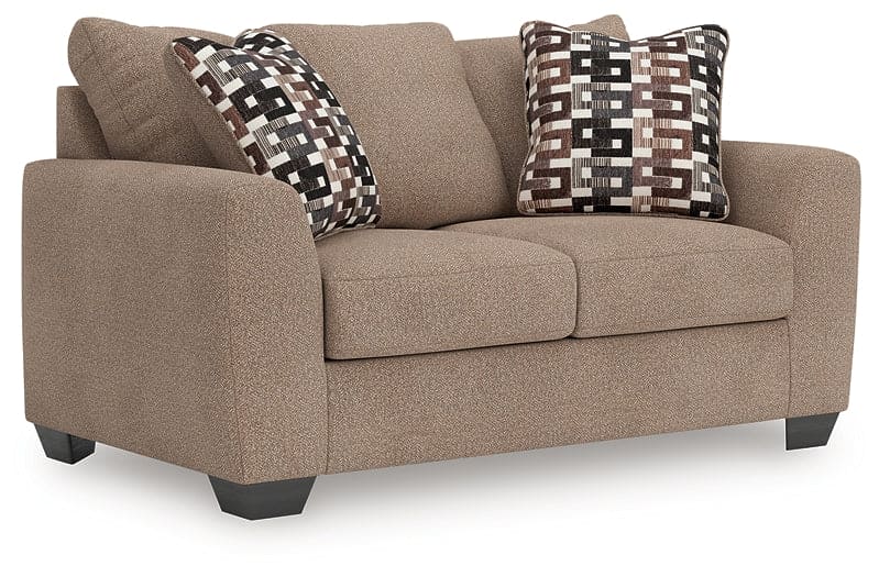 Triston-Peaks Loveseat