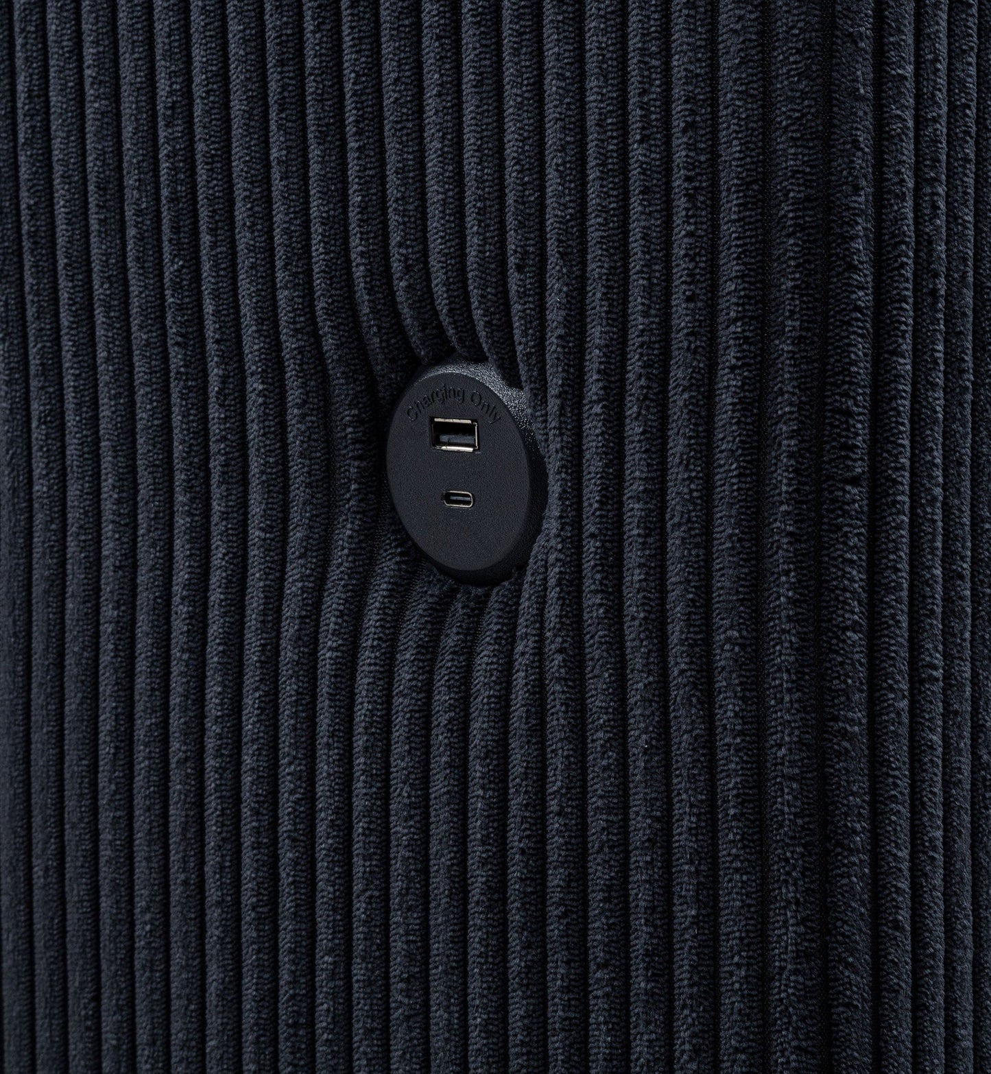 Tisdall Queen Flame Visualizer Wingback TV Bed Black