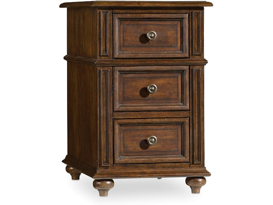 Hooker Furniture Living Room Leesburg Chairside Chest
