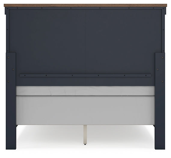 Landocken Full Panel Headboard with Mirrored Dresser, Chest and Nightstand