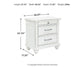 Kanwyn King Panel Bed with Mirrored Dresser, Chest and Nightstand