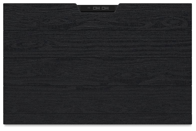 Londer California King Panel Bed with Mirrored Dresser and Nightstand