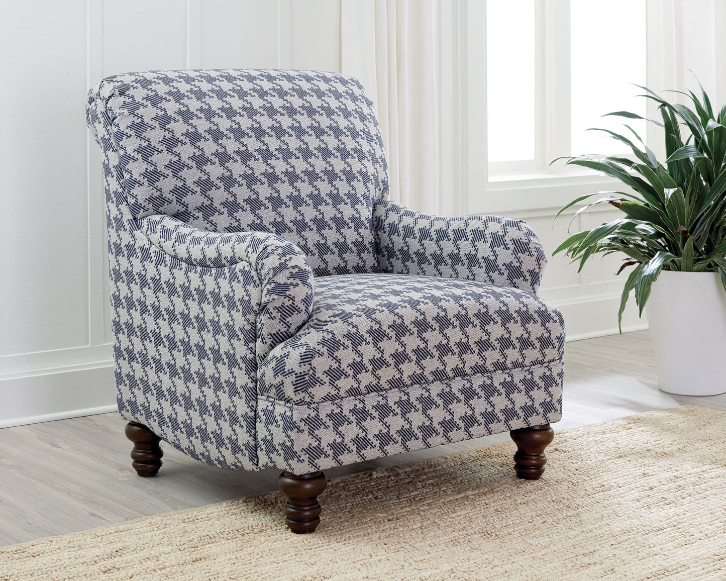 Glenn Upholstered English Arm Accent Chair Blue