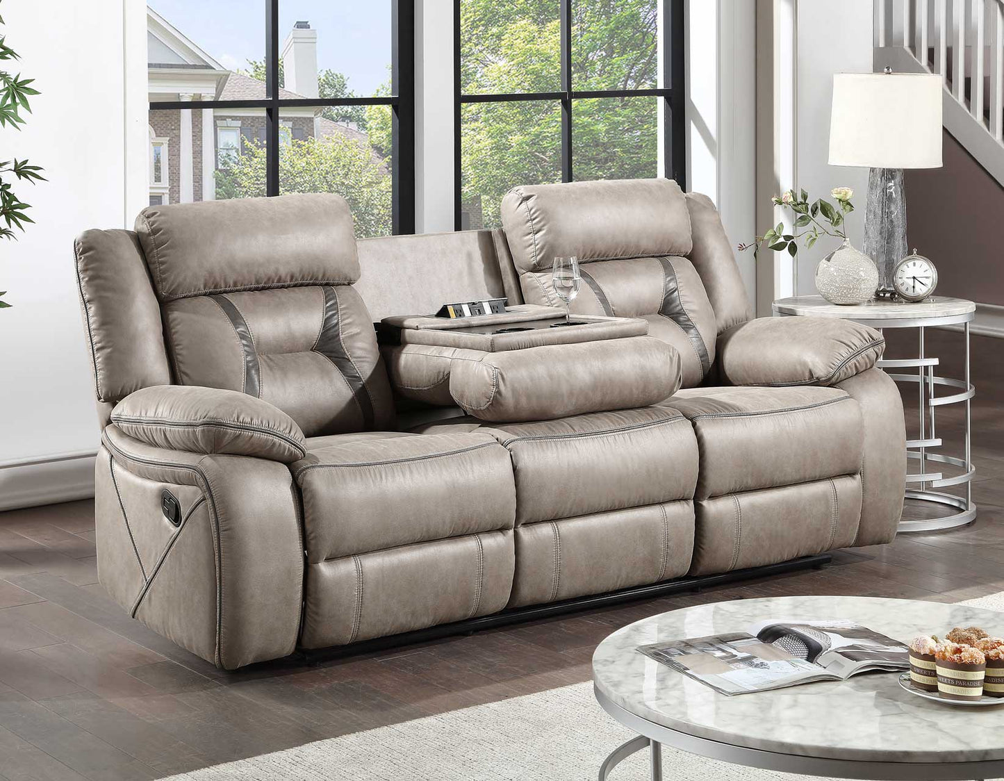 Tyson Manual Reclining

86″ Sofa, Drop-Down Console
76″ Console Loveseat, Glider
Recliner, Glider